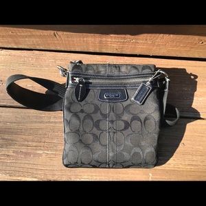 COACH Penelope Black Signature Swingpack Crossbody